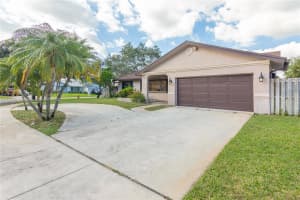 11945 Sw 54th St Cooper City, FL 33330 - MLS#A11844614