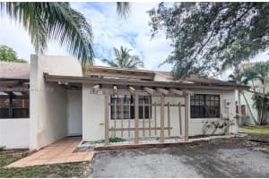 1322 Sandpiper Blvd 1322 Homestead, FL 33035 - MLS#A11844632