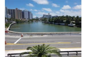 2600 Collins Ave 309, Miami Beach