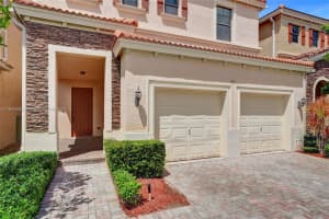 643 Ne 191st Ter Miami, FL 33179 - MLS#A11844683