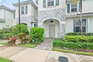 2747 Se 15th St Homestead, FL 33035 - MLS#A11844706