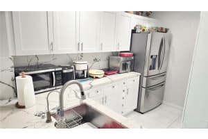 1 Alhambra Cir 501, Coral Gables