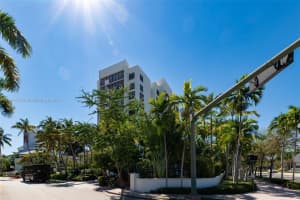 77 Crandon Blvd 5b Key Biscayne, FL 33149 - MLS#A11844720