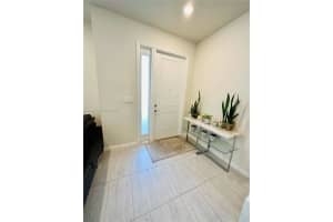 4950 Eucalyptus Dr 4, Hollywood, FL 33021 - MLS#A11844729