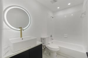 8041 Nw 41st Court, Sunrise
