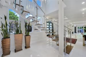 5320 Sunset Dr, Miami