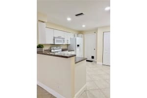 1601 Sorrento Dr, Weston, FL 33326 - MLS#A11844821