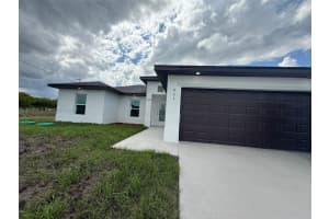 937 Grant Blvd Lehigh Acres, FL 33974 - MLS#A11844825