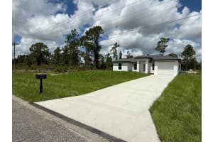322 Mcarthur Lehigh Acres, FL 33974 - MLS#A11844847