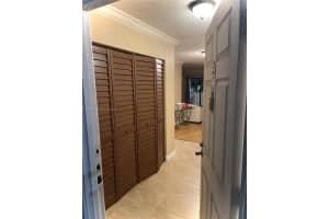 9359 Fontainebleau Blvd F301 Miami, FL 33172 - MLS#A11844867