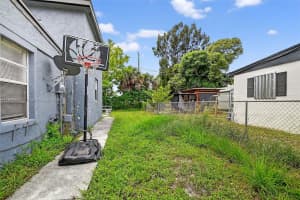 1368 11th St West Palm Beach, FL 33401 - MLS#A11844942