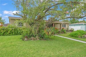 9880 Jamaica Dr Cutler Bay, FL 33189 - MLS#A11844983