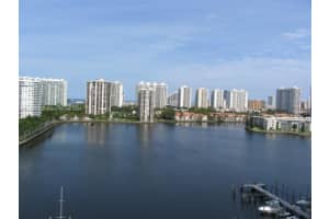 2780 Ne 183 St 2104, Aventura