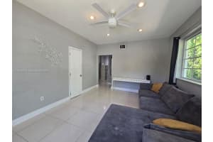 600 Michigan Ave, Miami Beach, FL 33139, Sold 08/15/25