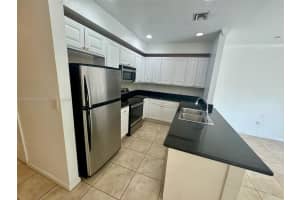 35 Se 3rd Ave 35 Hallandale Beach, FL 33009 - MLS#A11845082