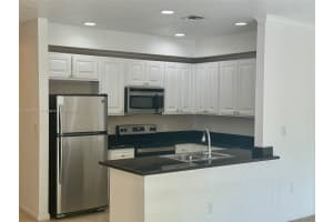 35 Se 3rd Ave 35 Hallandale Beach, FL 33009 - MLS#A11845082