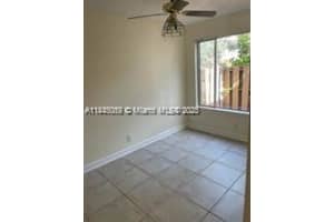 879 NW 81st Way 4, Plantation, FL 33324 - MLS#A11845089