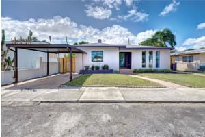 818 Nw 47th St, Miami