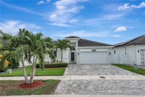 15540 Sw 20th Ln, Miami