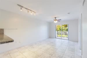 1060 NW 7th St 101, Miami, FL 33136 Sold 11/03/25