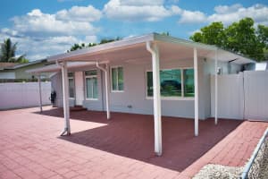 6120 Hayes St Hollywood, FL 33024 - MLS#A11845233