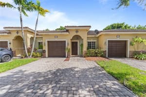 3220 Ne 11th Dr, Homestead