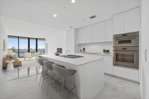 700 Ne 24 1405, Miami
