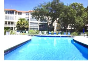 2600 Nw 49th 112, Lauderdale Lakes