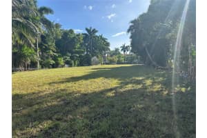 93 Palm Ave Miami Beach, FL 33139 - MLS#A11845368