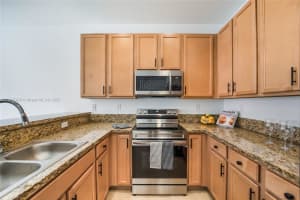 1302 SW 147th Ter, Pembroke Pines, FL 33027 - MLS#A11845388