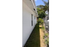 1061 Sw 4th Ter Deerfield Beach, FL 33441 - MLS#A11845393