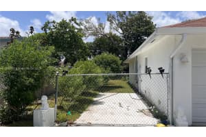 1061 Sw 4th Ter Deerfield Beach, FL 33441 - MLS#A11845393