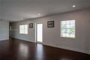 8371 Sw 32nd Ter Miami, FL 33155 - MLS#A11845419