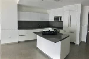 88 Sw 7th St 2305, Miami