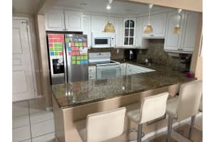 600 Three Islands Blvd 514 Hallandale Beach, FL 33009 - MLS#A11845452