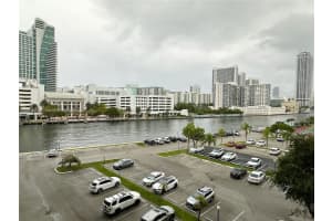 400 Leslie Dr 512, Hallandale Beach