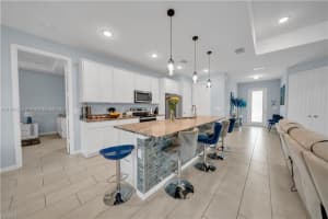 1421 Sw 13th Ter Cape Coral, FL 33991 - MLS#A11845532