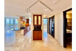 6422 Collins Ave APT 1403, Miami Beach, FL 33141, - MLS#A11845546