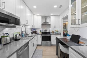9111 E Bay Harbor Dr 4c Bay Harbor Islands, FL 33154 - MLS#A11845551