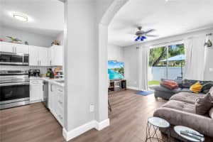 17013 Sw 38th St, Miramar