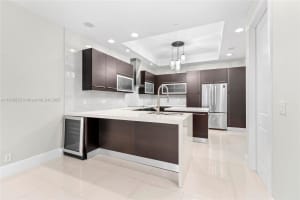 811 Se 12th Ct Fort Lauderdale, FL 33316 - MLS#A11845625