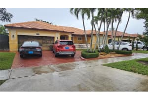 16569 NW 91st Ct, Miami Lakes, FL 33018 - MLS#A11845691