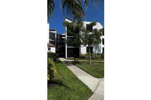 211 Lake Pointe Dr 208, Oakland Park, FL 33309 - MLS#A11845712
