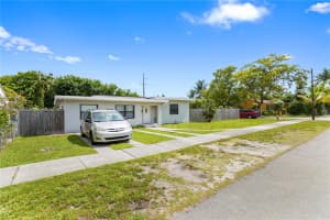 2407 Dewey St Hollywood, FL 33020 - MLS#A11845749