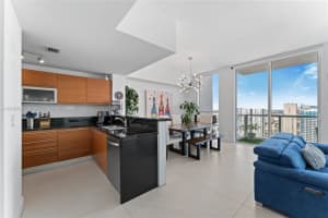 253 Ne 2nd St 4304 Miami, FL 33132 - MLS#A11845769