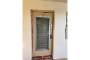 10405 Sunrise Lakes Blvd, Sunrise, FL 33322, Sold 08/29/25