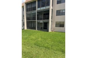 10405 Sunrise Lakes Blvd, Sunrise, FL 33322, Sold 08/29/25