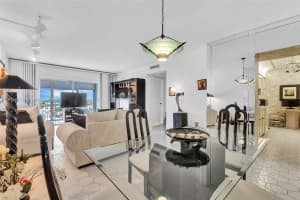 3850 Washington St 1114, Hollywood, FL 33021 - MLS#A11845845
