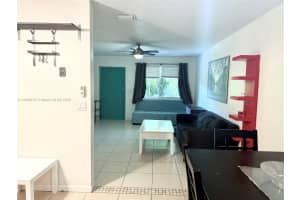 1104 N 17th Ct 105 Hollywood, FL 33020 - MLS#A11845873