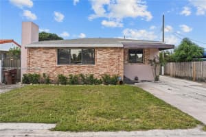 117 W 34th St, Hialeah, FL 33012 - MLS#A11845874